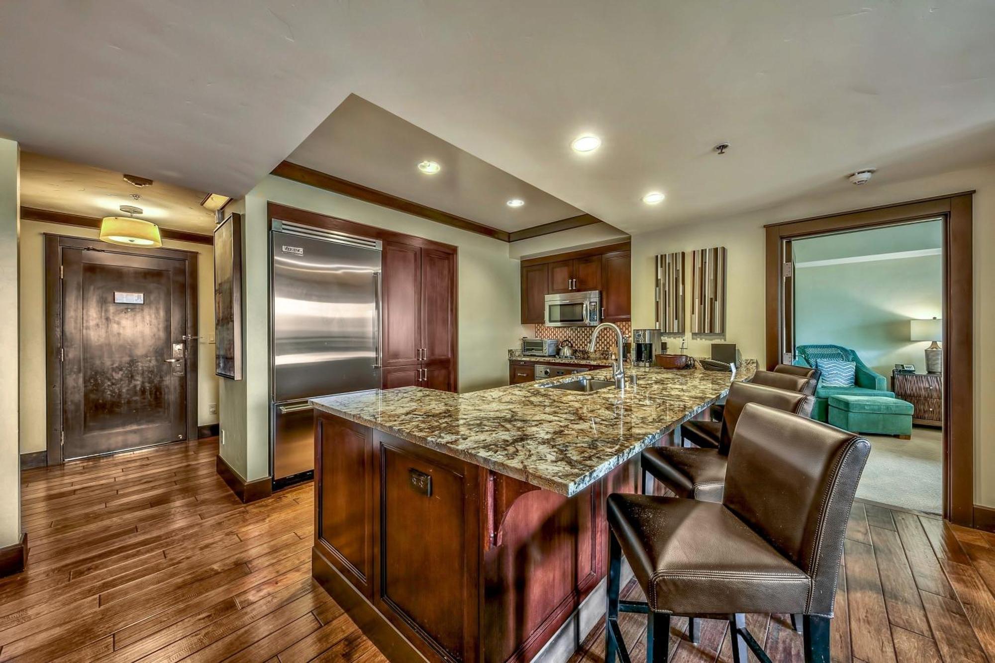טראקי Constellation Residences מראה חיצוני תמונה